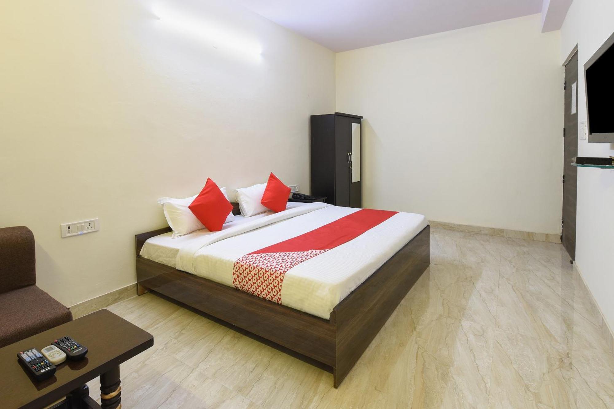 Hotel O Club Residency นิวเดลี ภายนอก รูปภาพ