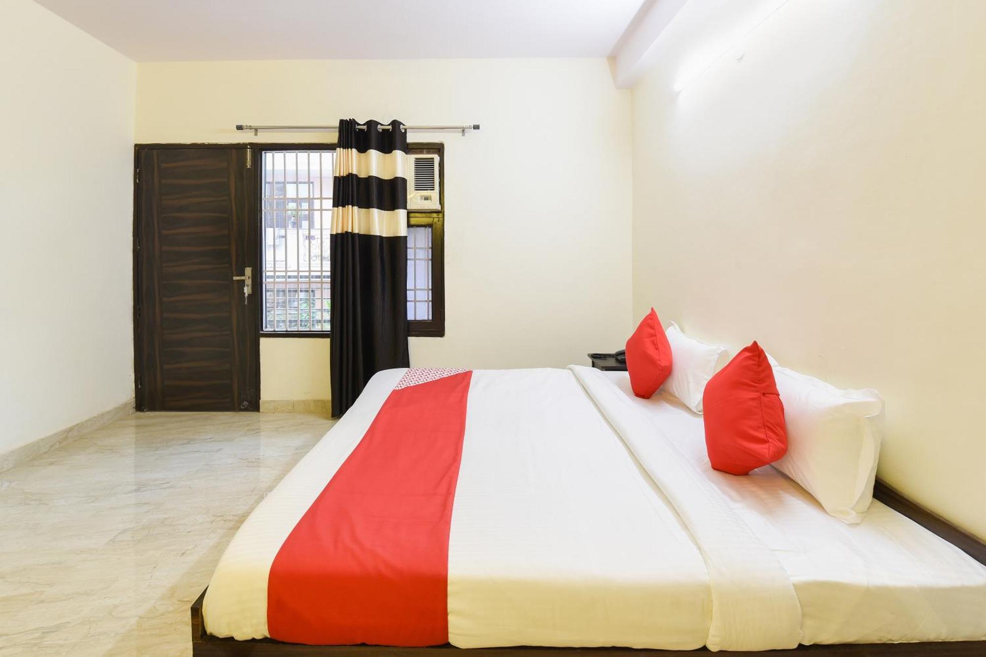 Hotel O Club Residency นิวเดลี ภายนอก รูปภาพ