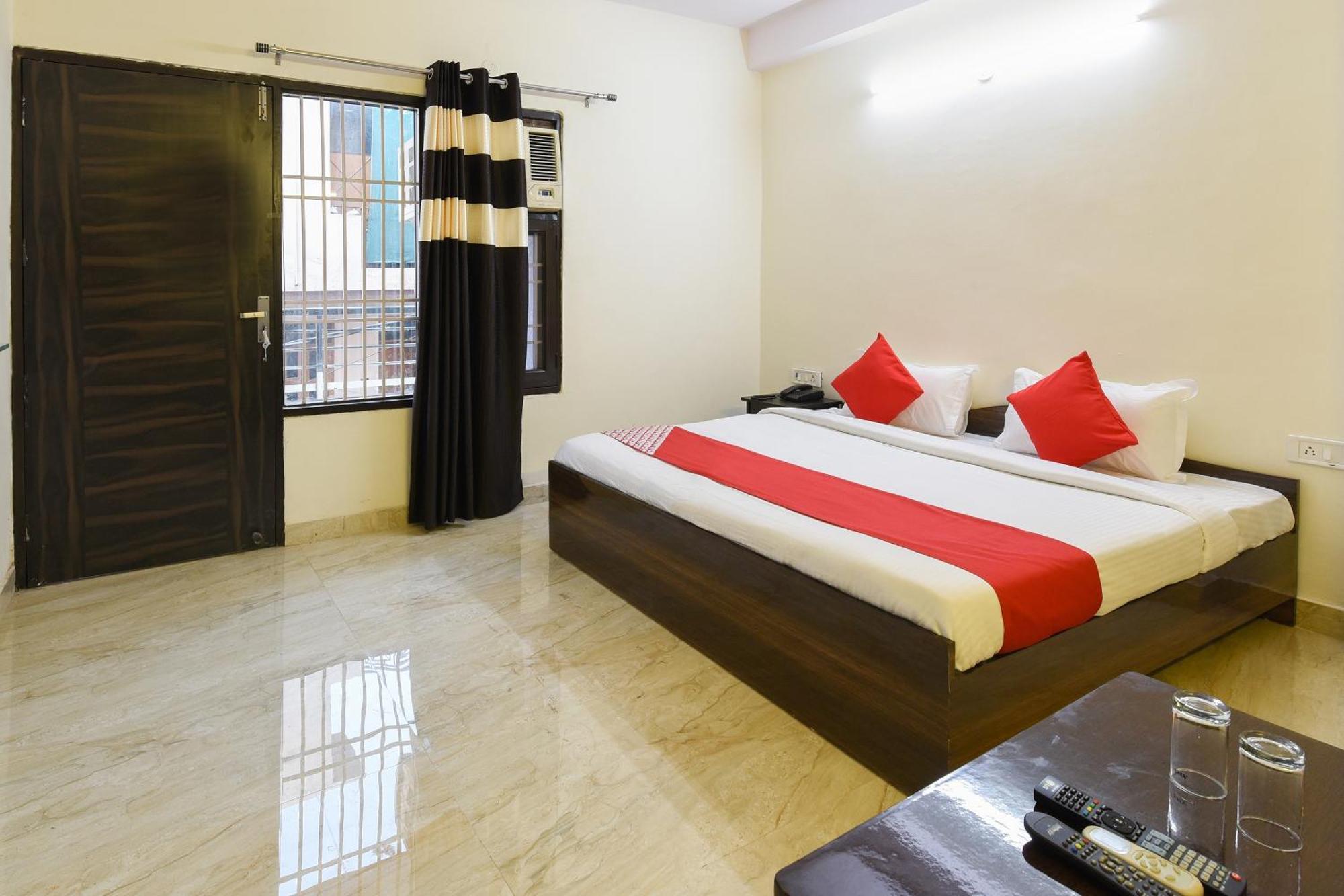 Hotel O Club Residency นิวเดลี ภายนอก รูปภาพ