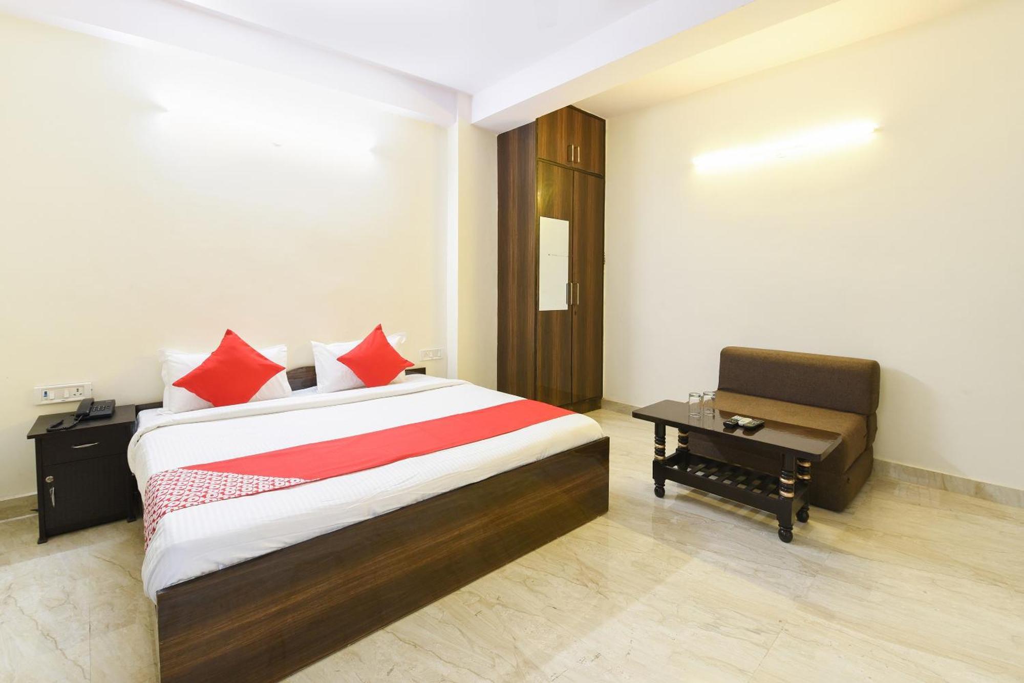 Hotel O Club Residency นิวเดลี ภายนอก รูปภาพ